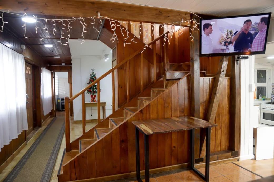 Si Po Hostel Пуерто Монт Екстериор снимка
